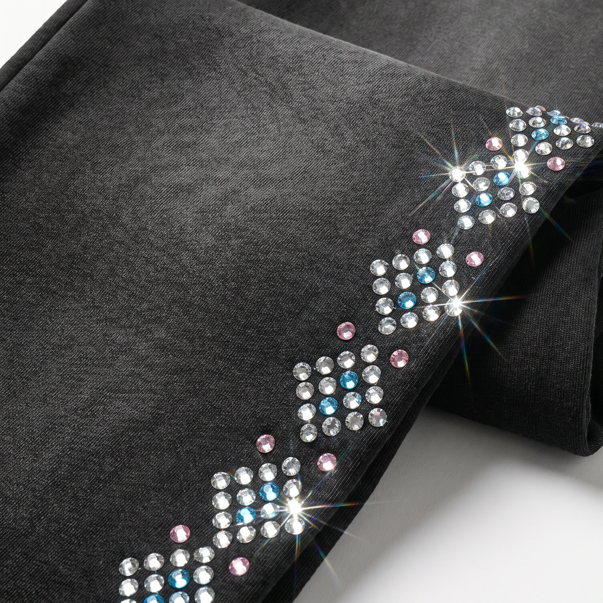 Noir Essence Sweatpants