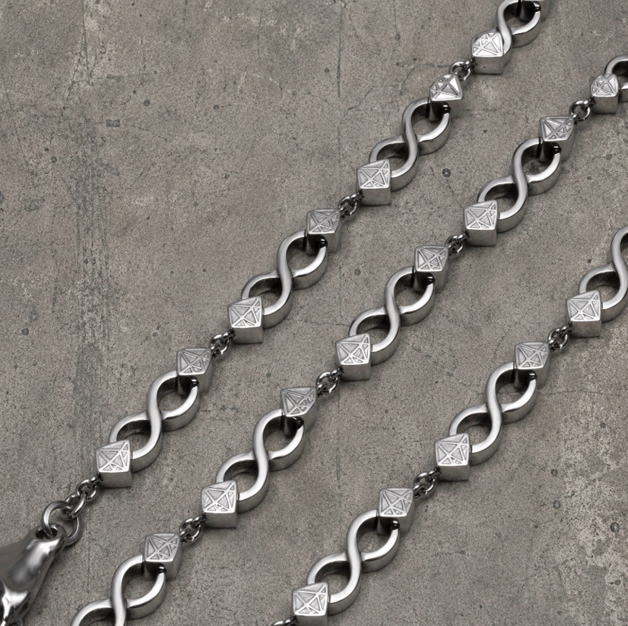 Luxe Continuum Chain